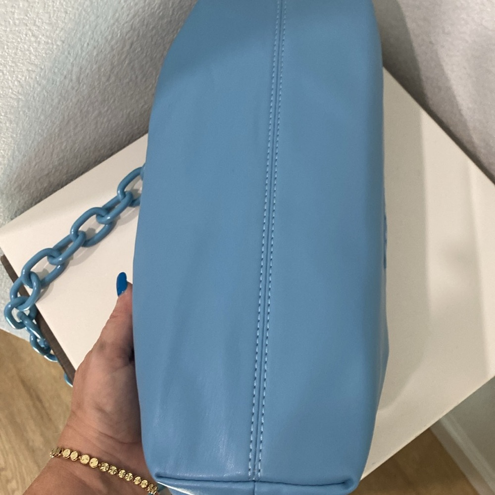 NWT Badgley Mischka Vegan Leather Wrapped Frame Clutch Removable Chain Strap - Picture 14 of 15